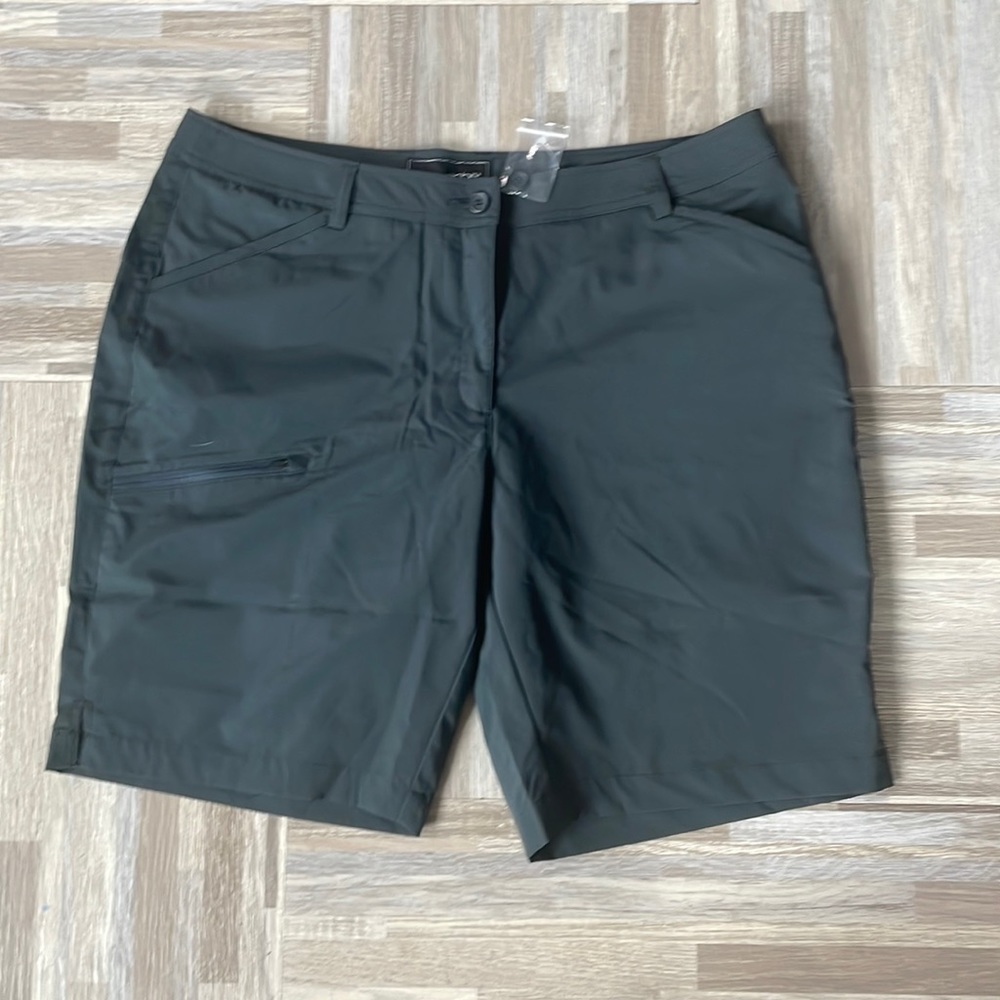 Gunmetal hospitality shorts sz 14